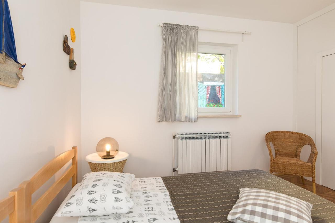 Captain'S Apartment With Sea View Kraljevica Extérieur photo