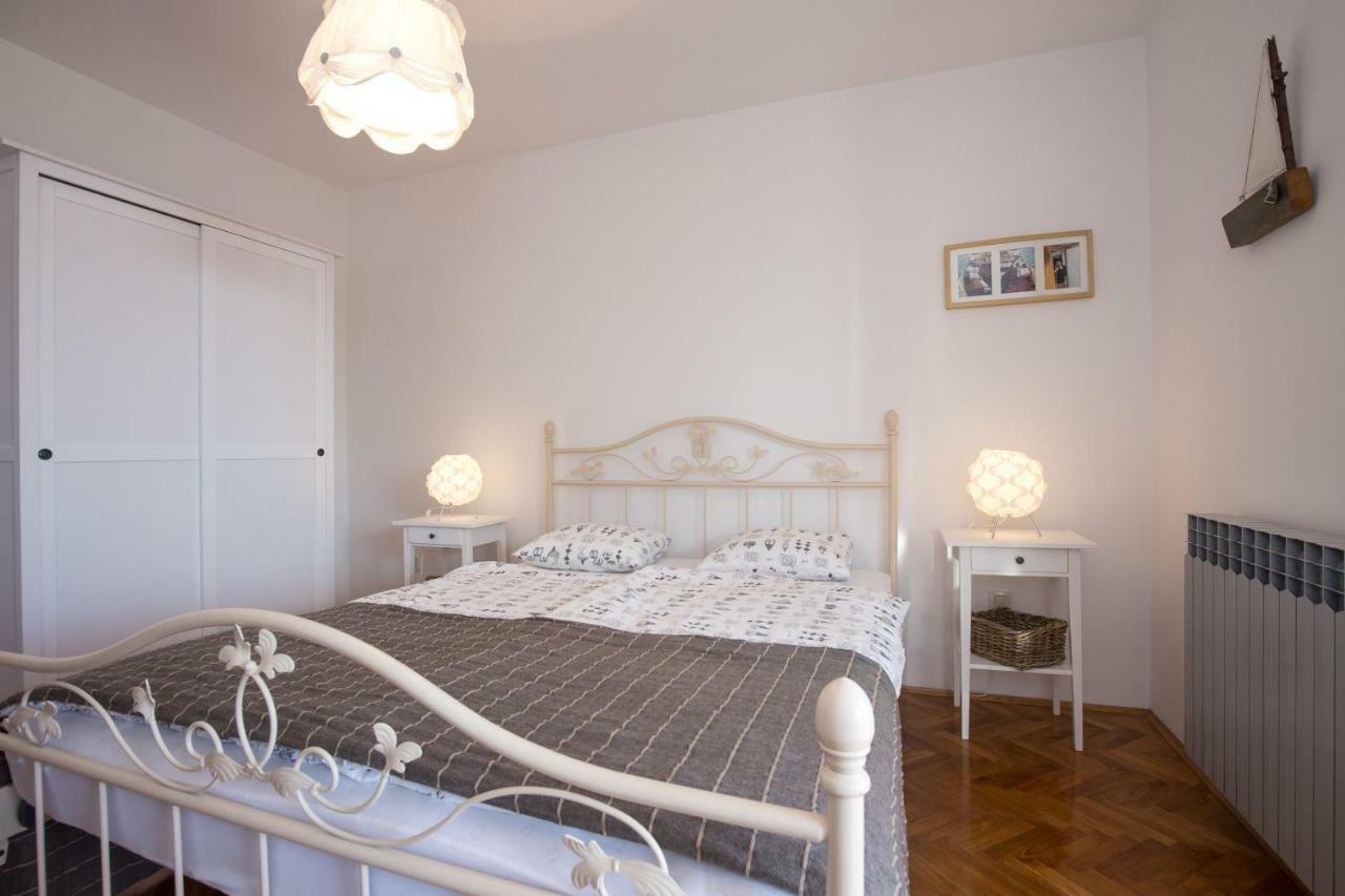 Captain'S Apartment With Sea View Kraljevica Extérieur photo